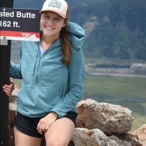 Mountain Hardwear Size M pullover